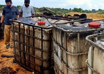 Lokasi lahan pembuangan (dumping) limbah bahan berbahaya dan beracun (B3) di Rempang Cate, Galang. (Foto: KPLHI)