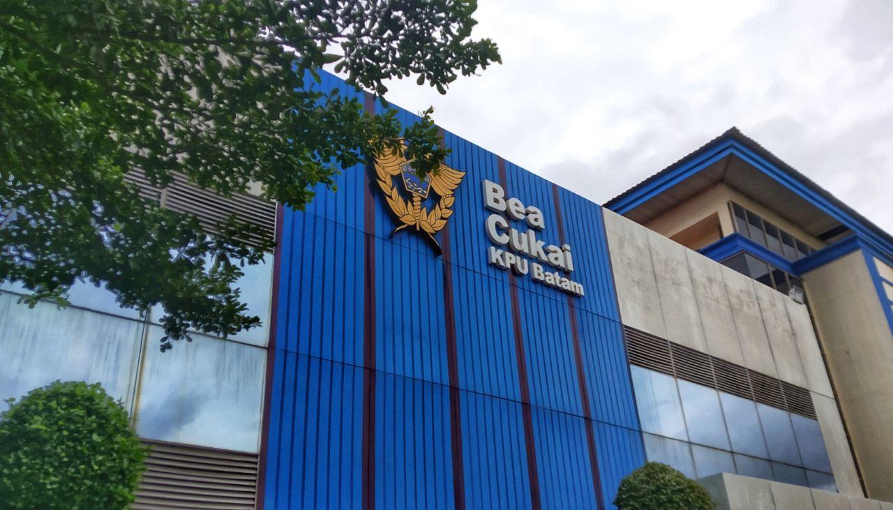 Bea dan Cukai Batam