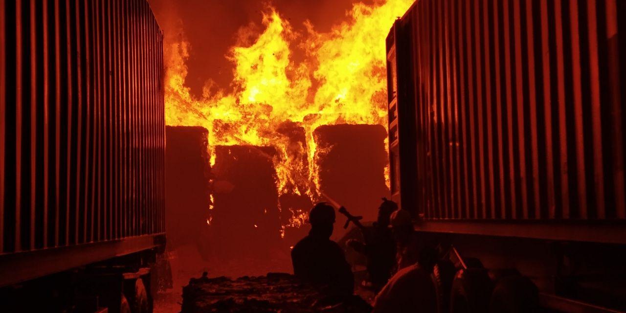 kebakaran Batam Center