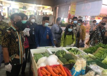 Inspeksi mendadak (sidak) bahan pangan di pasar-pasar Kota Batam, Kepulauan Riau, mulai digencarkan jelang Ramadan. (Foto: Arsip Polda Kepri)